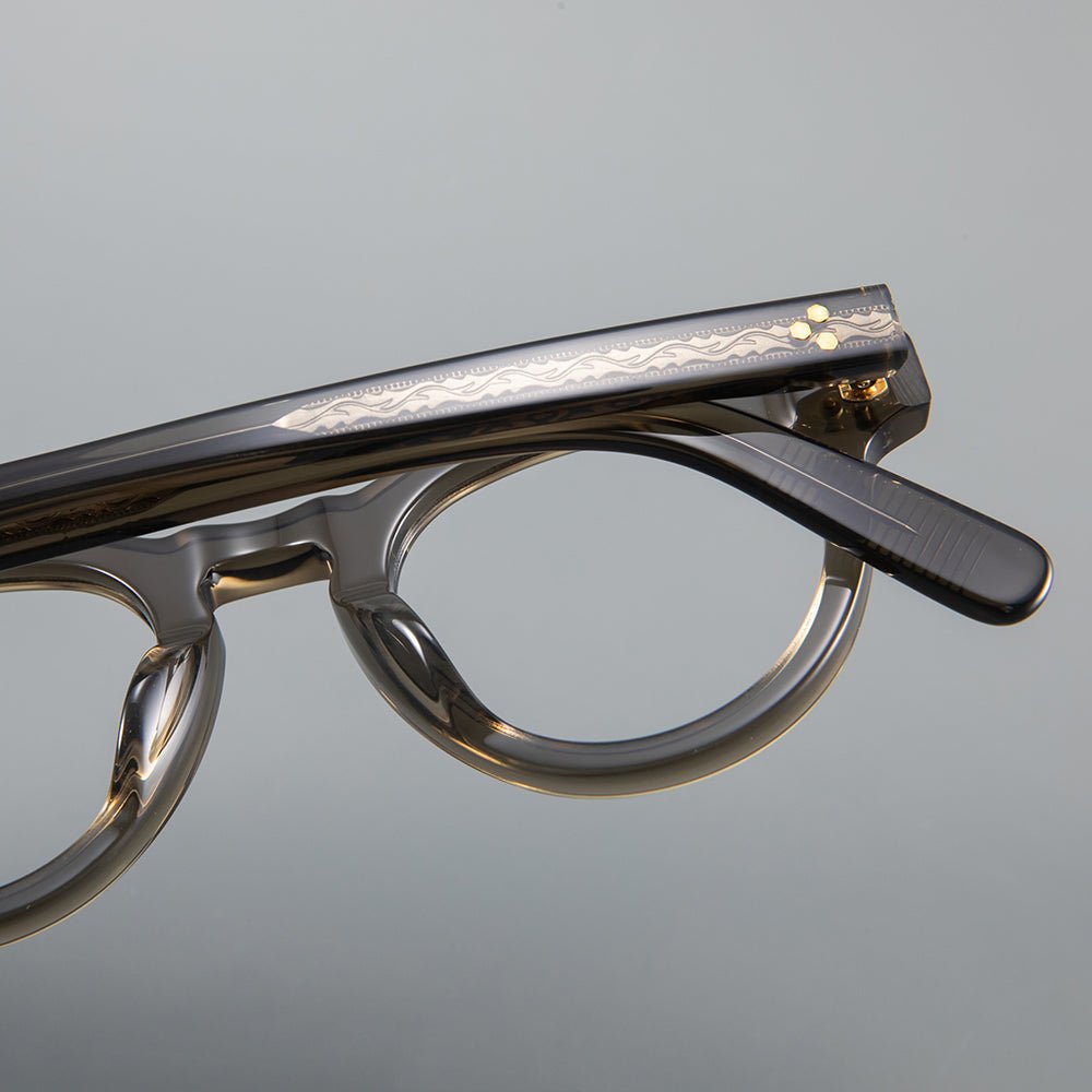 Donahugh-eyeglasses-Oliver