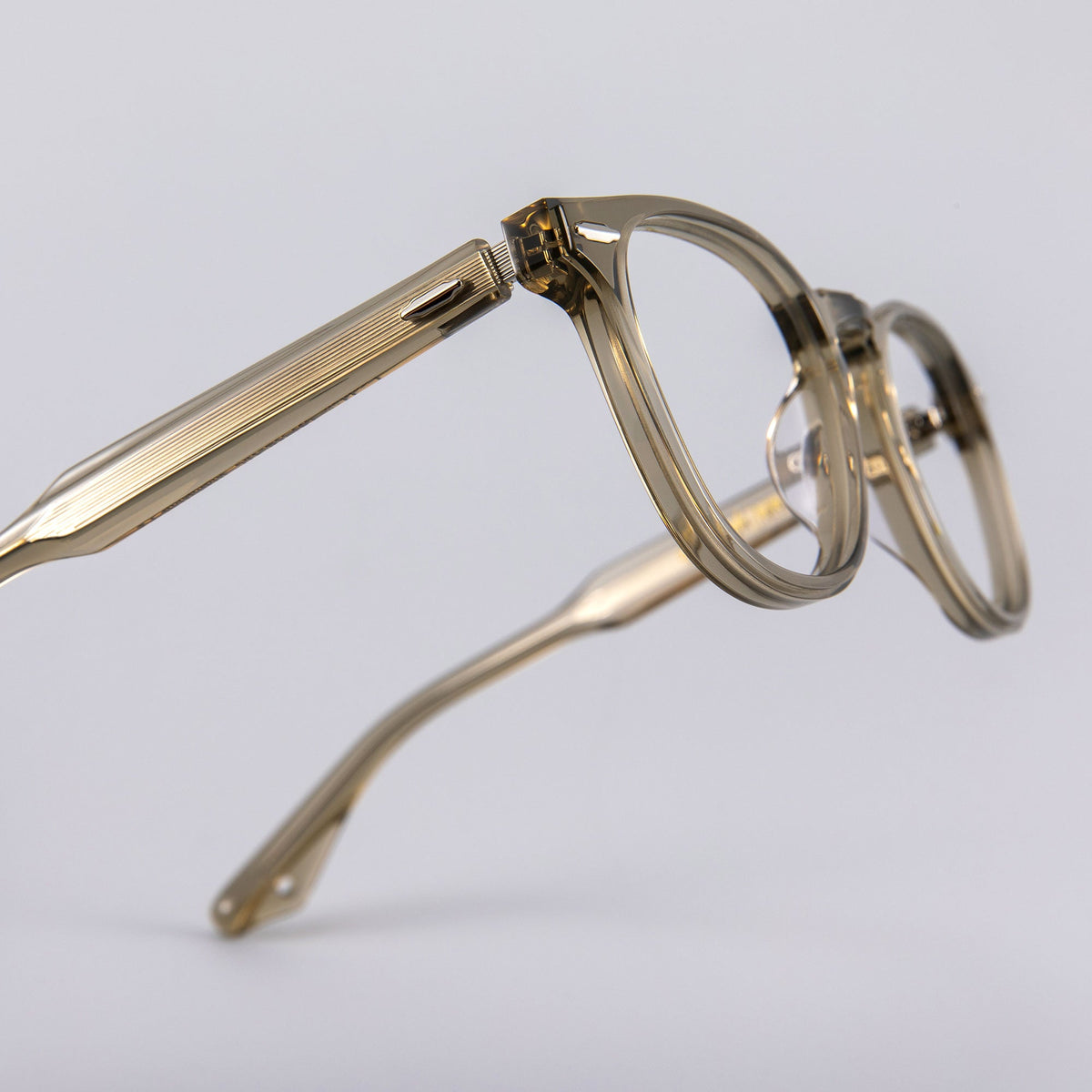 Donahugh-eyeglasses-transbrown